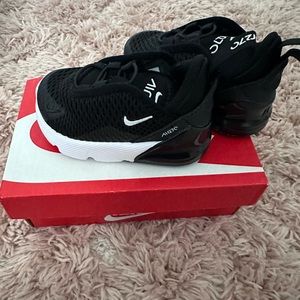 New in box baby airmax shoes